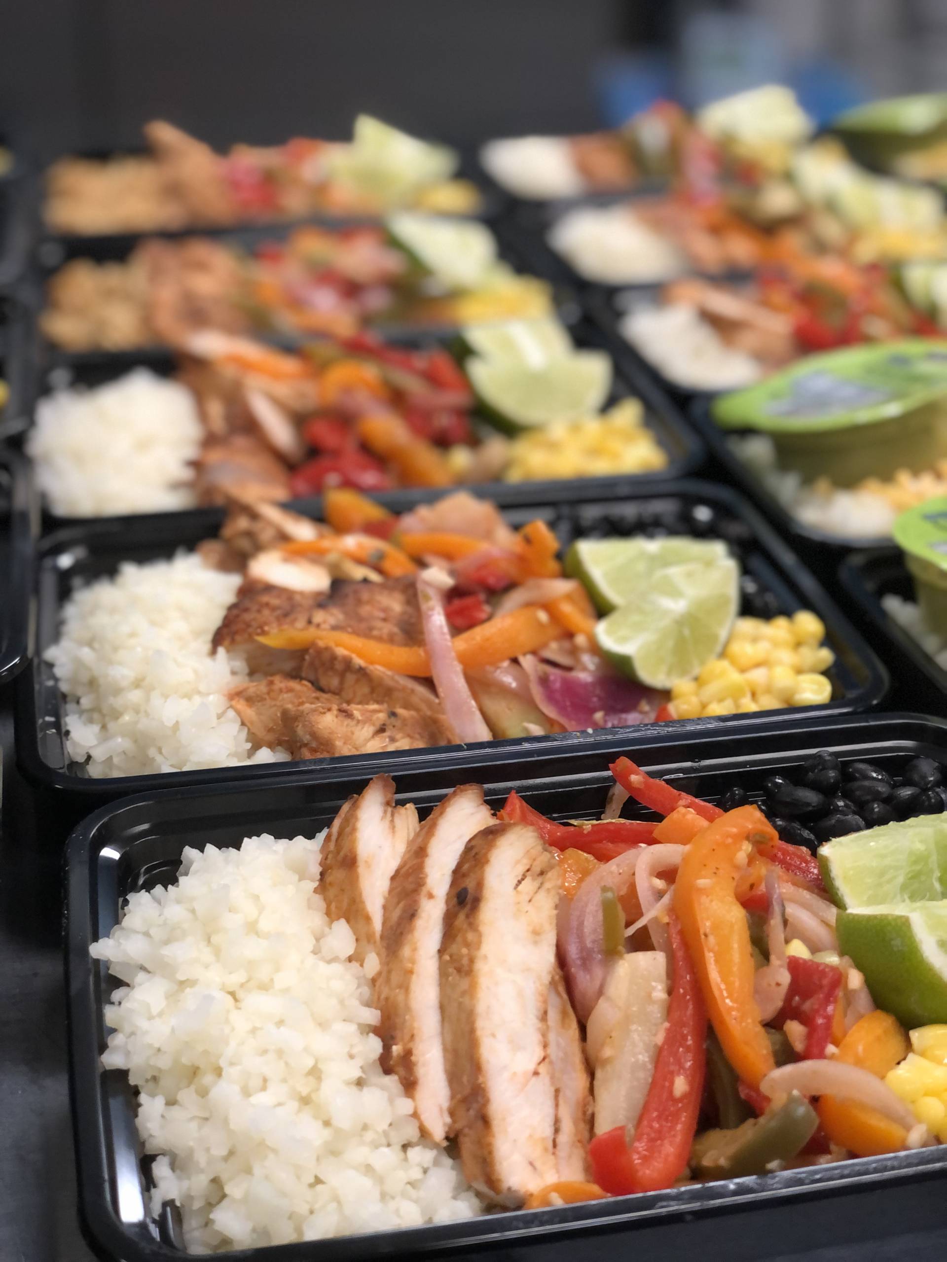 Chicken Fajita Bowl w/ cauli-rice