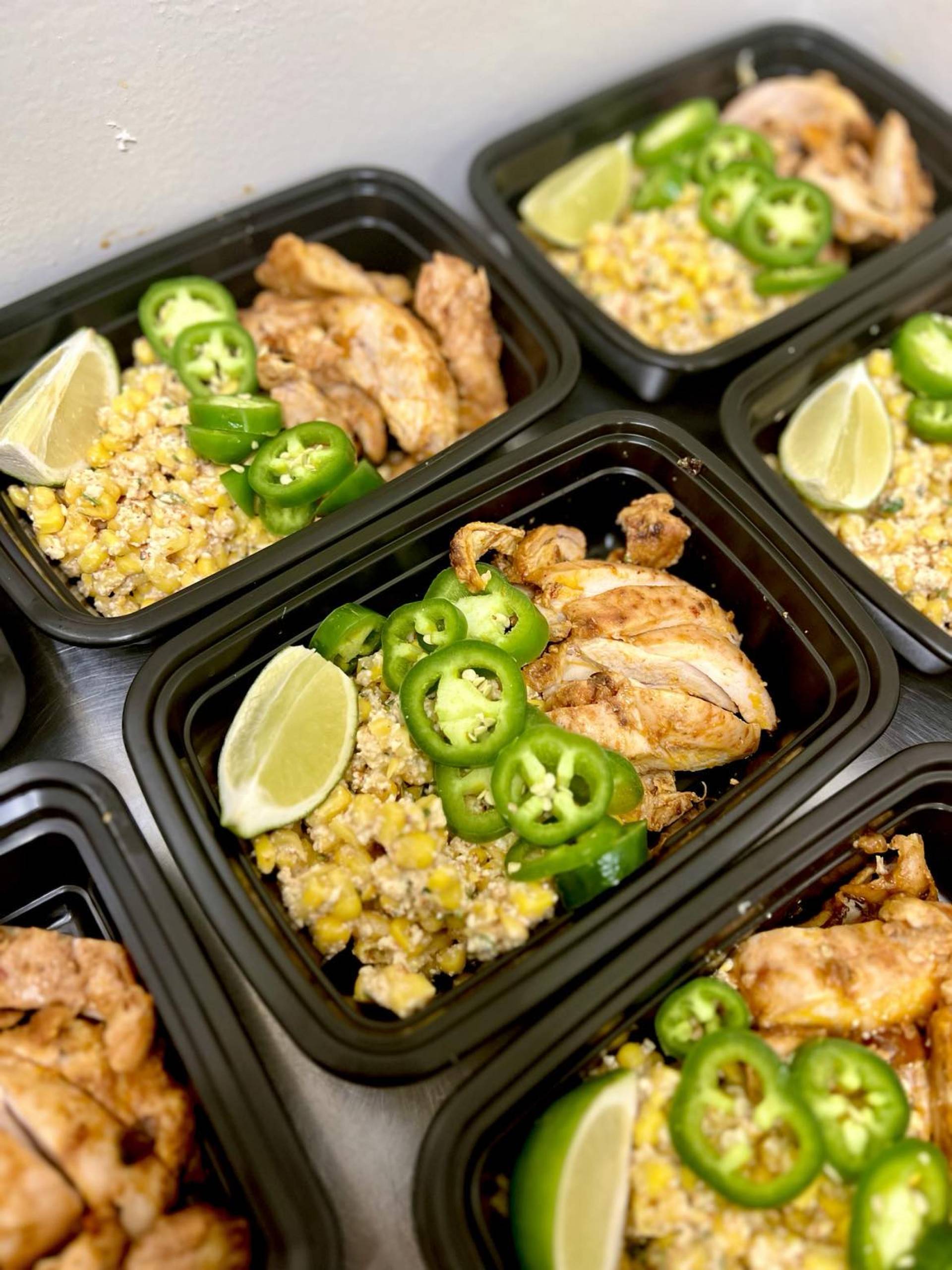 Elote Salad w/ Chipotle-Cirtus Chicken