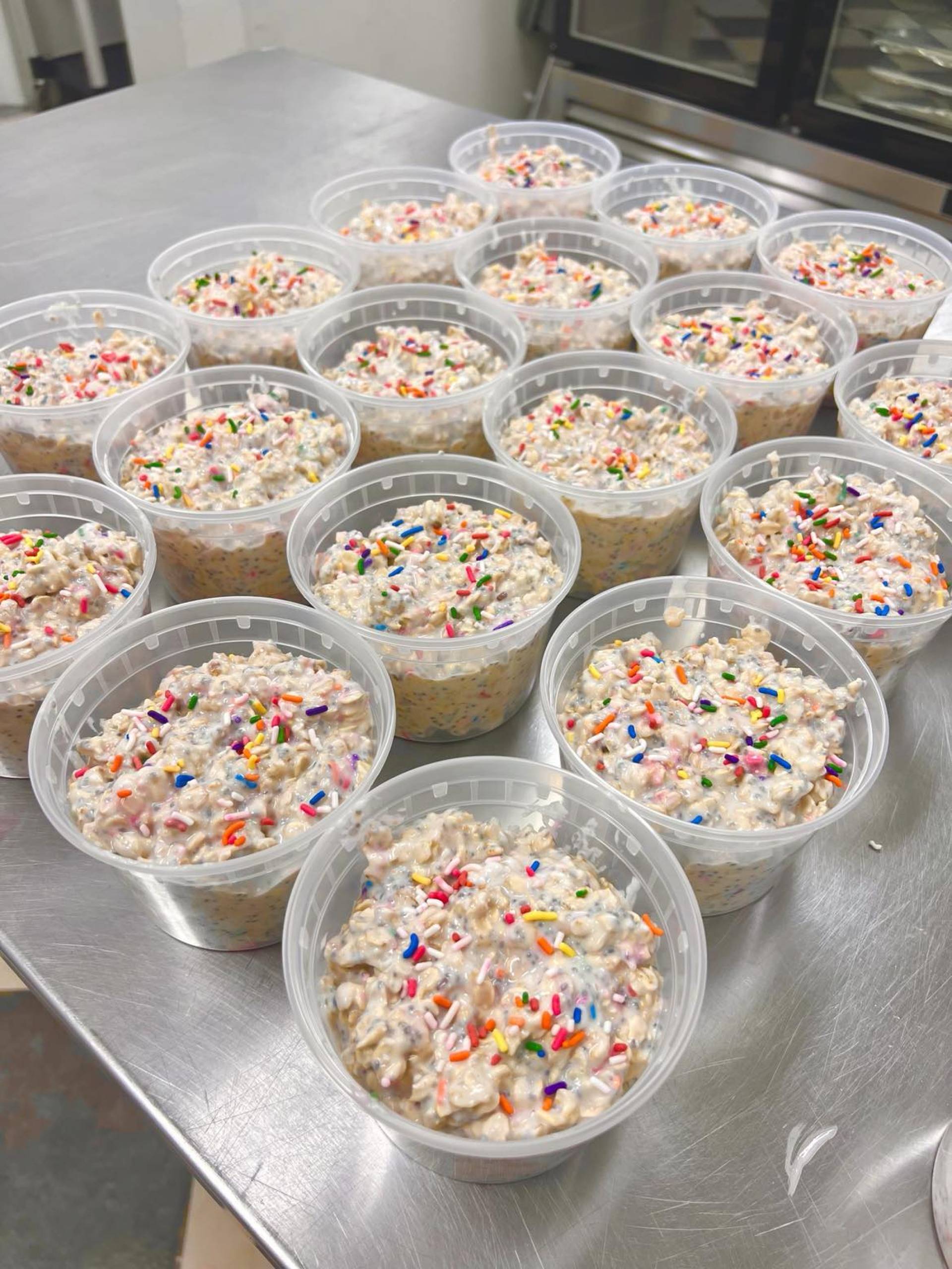 Cake Pop Protein Overnight Oats