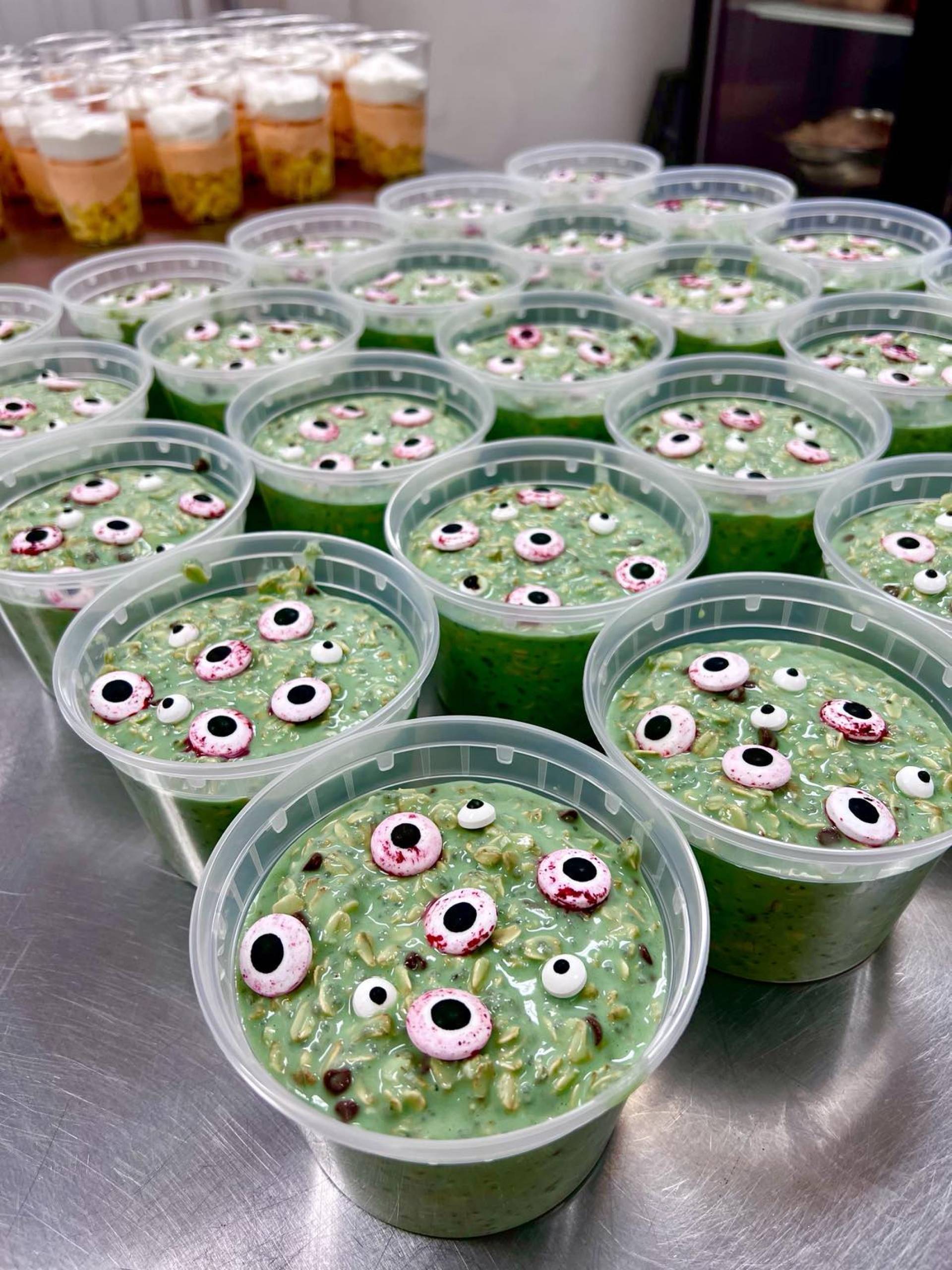 Mint Chip Green Monster Overnight Oats - Halloween Menu