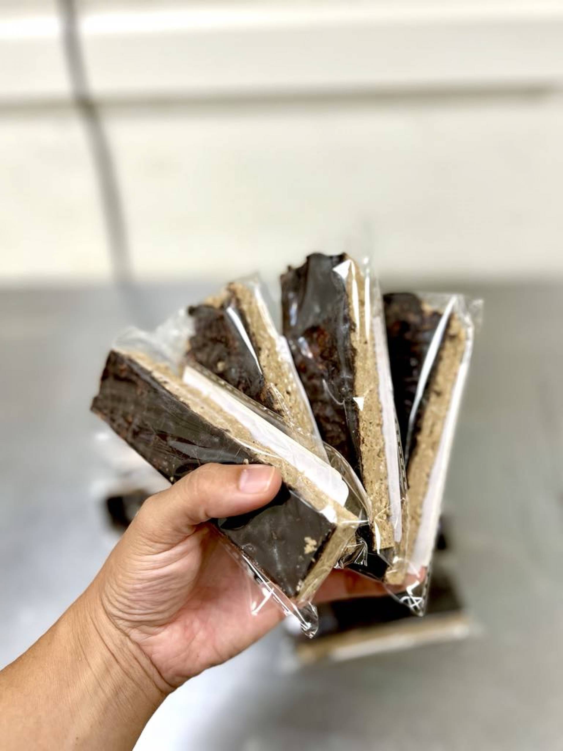Chocolate Peanut Butter Crunch Protein Bars
