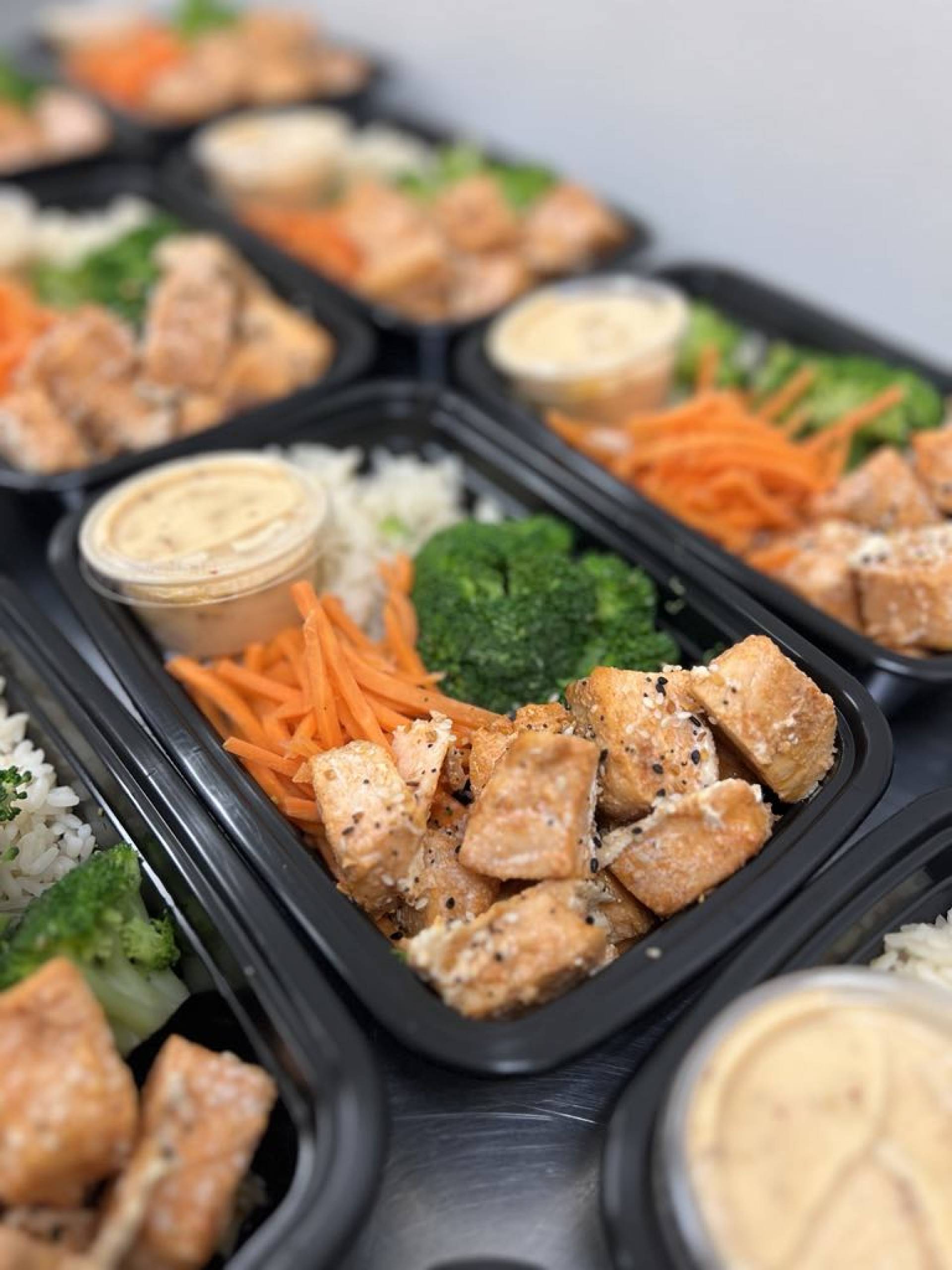 Bang Bang Salmon Bowl